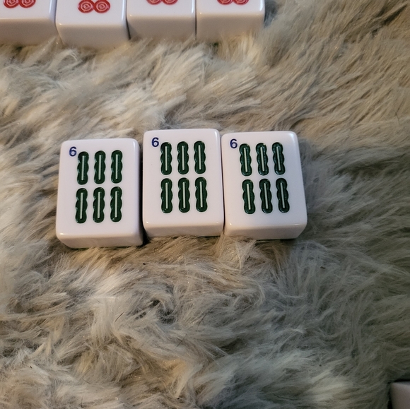 Mahjong tiles set of 112 with Tote "Do you mahjong?" - Picture 3 of 16